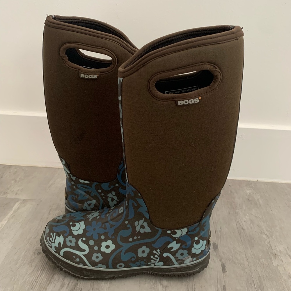 Women’s gortex Bogs winter boots